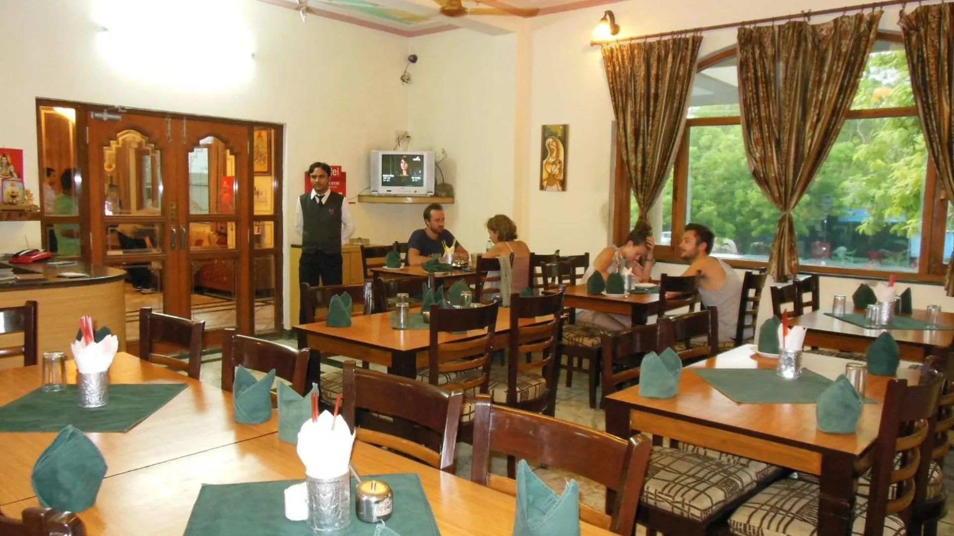 Hotel Taj Plaza, Vip Road, Agra Agra (Uttar Pradesh)
