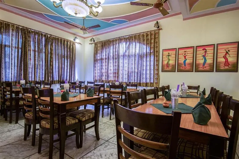 ***  Hotel Taj Plaza, Vip Road, Agra India