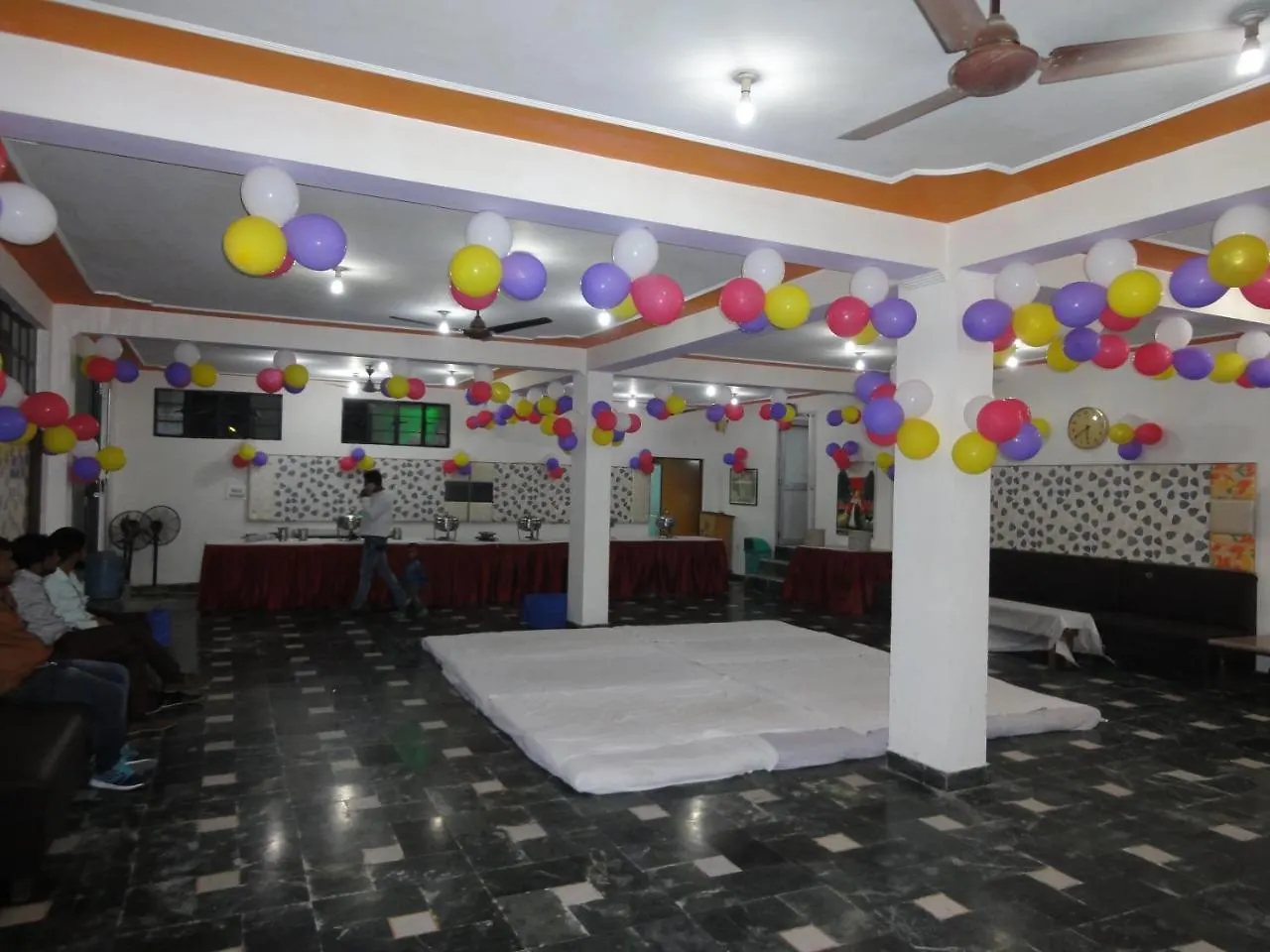 ***  Hotel Taj Plaza, Vip Road, Agra India
